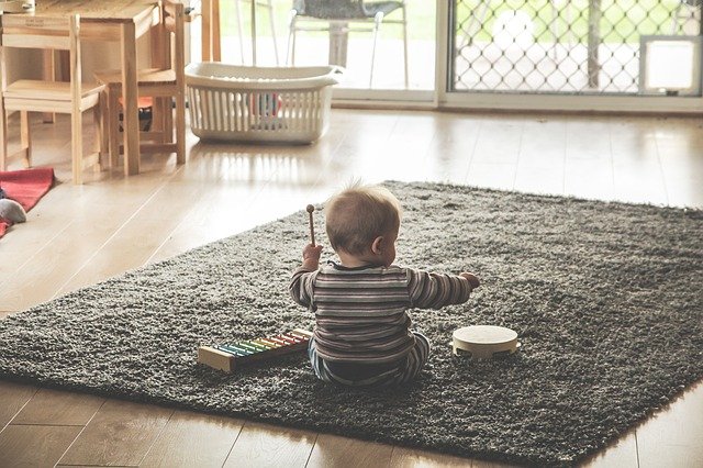 bonnes raisons d’opter pour le baby-sitting