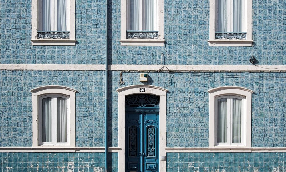 Comment réparer une porte qui ne tient pas fermée